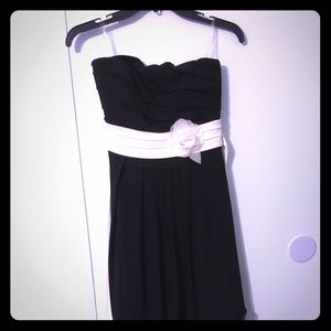 Short black and white dress